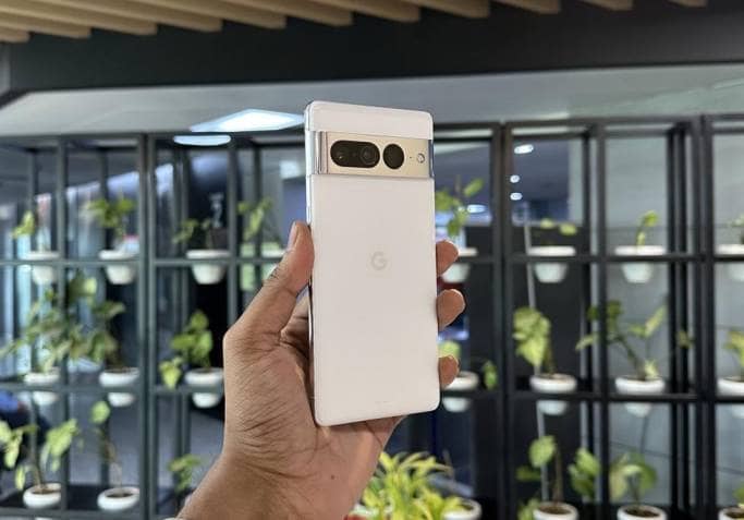 vGoogle pixel 7 pro